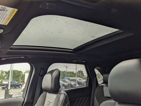 Used 2019 Ford Edge ST w/ Equipment Group 401A AWD/4WD image 22