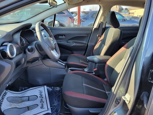 Used 2025 Nissan Versa SR w/ Trunk Package image 15