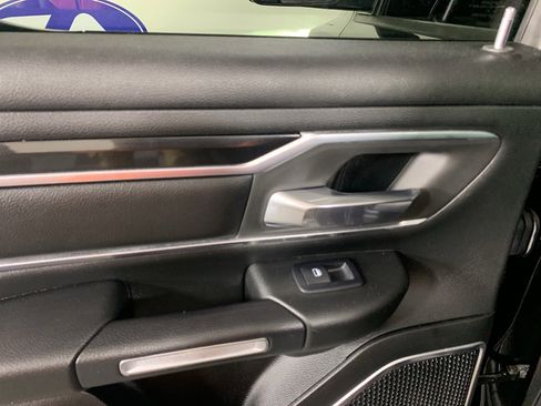 Used 2019 RAM 1500 Laramie image 33