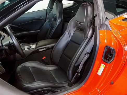 Used 2014 Chevrolet Corvette Stingray Coupe image 9