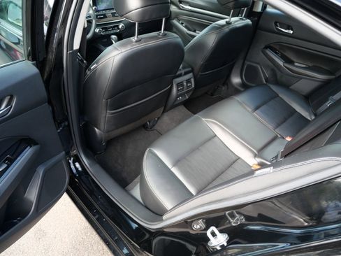 Used 2021 Nissan Altima 2.5 SL AWD/4WD image 16