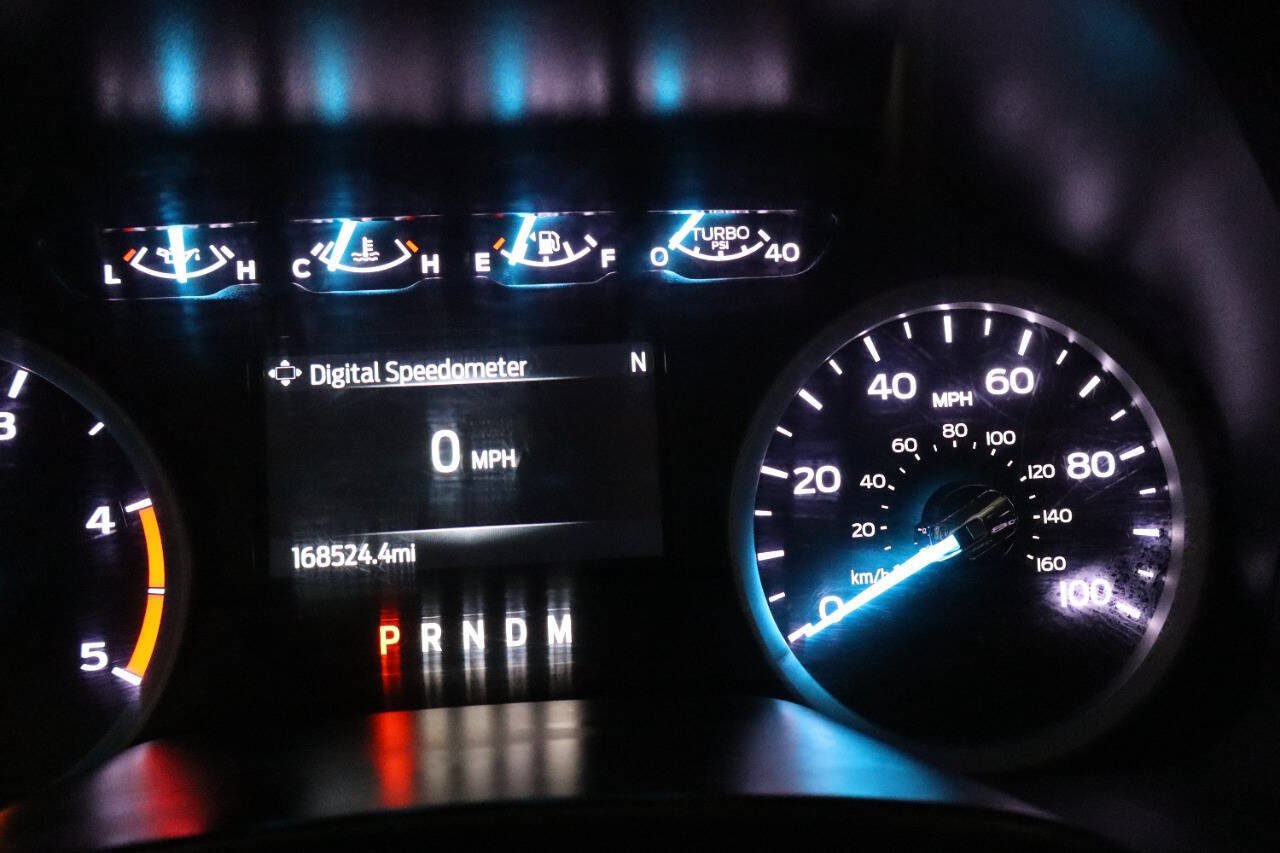 Used 2021 Ford F350 XLT w/ XLT Premium Package AWD/4WD image 19