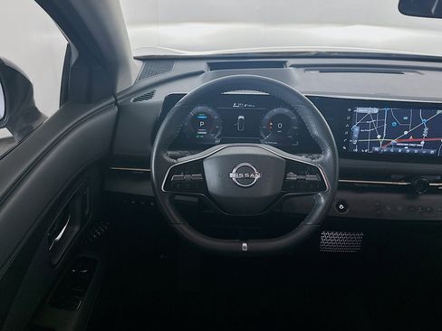 Used 2023 Nissan Ariya AWD image 18