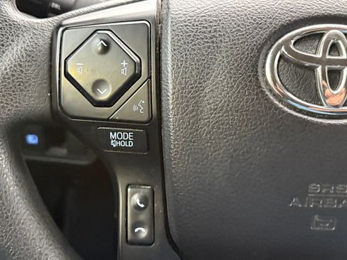 Used 2021 Toyota Tacoma SR w/ SX Package image 10