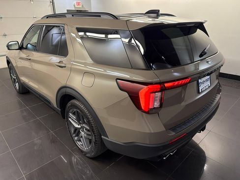 New 2026 Ford Explorer ST w/ Sun And Sound Package AWD/4WD image 4
