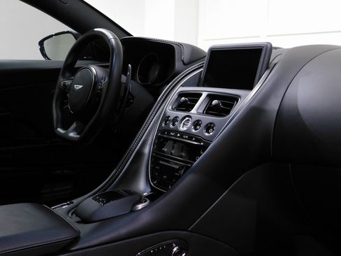 Used 2020 Aston Martin DB11 AMR image 94