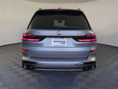 Used 2026 BMW X7 xDrive40i w/ M Sport Package image 8