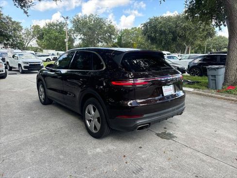 Used 2019 Porsche Cayenne AWD/4WD image 9