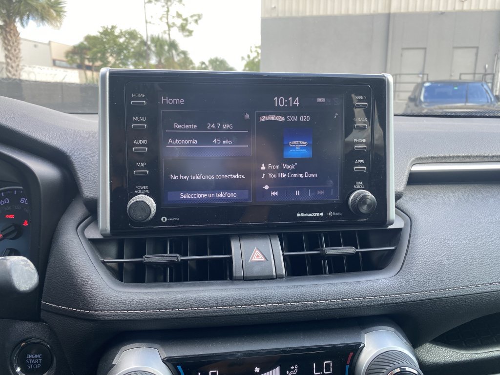 Used 2019 Toyota RAV4 XLE w/ Convenience Package FWD image 7