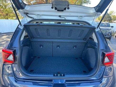 Used 2024 Hyundai Venue Limited image 45