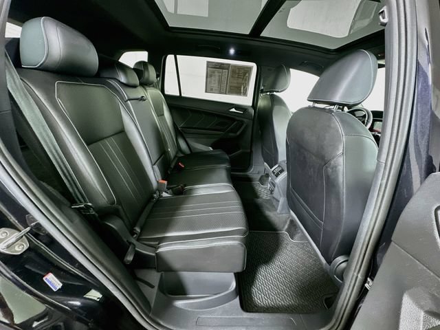 Certified 2024 Volkswagen Tiguan SE R-Line AWD/4WD image 27