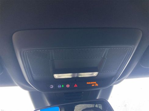 New 2026 Chevrolet Equinox EV LT image 23