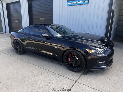 Used 2015 Ford Mustang GT Premium w/ Equipment Group 401A image 5