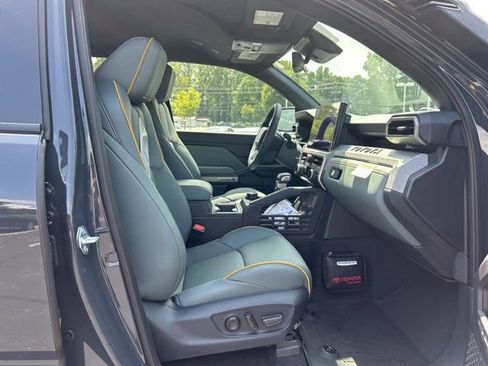 New 2025 Toyota Tacoma 4x4 Double Cab Hybrid image 17