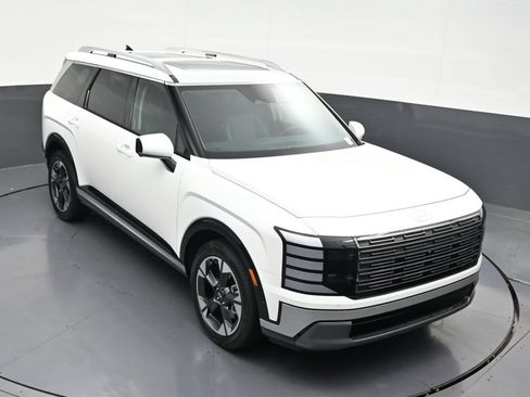 Used 2026 Hyundai Palisade Limited FWD image 22