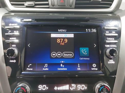 Used 2023 Nissan Murano SV image 21