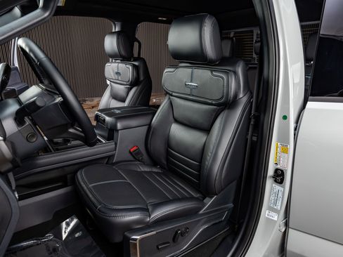 Used 2026 Ford F250 Platinum image 31