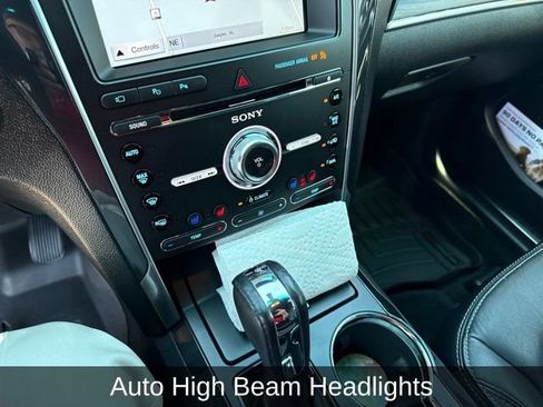 Used 2017 Ford Explorer Limited w/ Equipment Group 301A FWD image 14