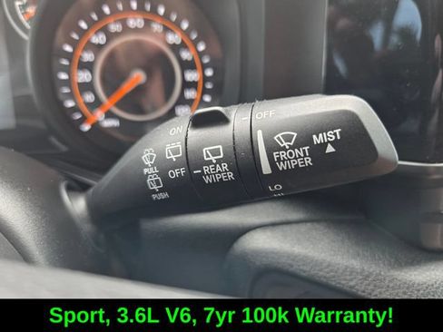 Used 2024 Jeep Wrangler Unlimited Sport AWD/4WD image 31
