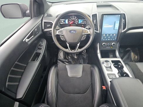 Used 2022 Ford Edge ST w/ Equipment Group 401A image 4
