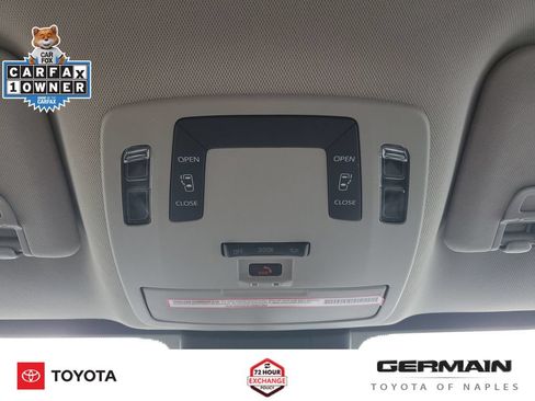 Used 2023 Toyota Sienna LE FWD image 35
