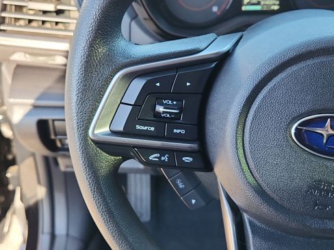 Used 2023 Subaru Crosstrek 2.0i image 16