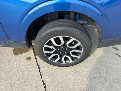 Used 2024 Ford Maverick Lariat FWD image 28