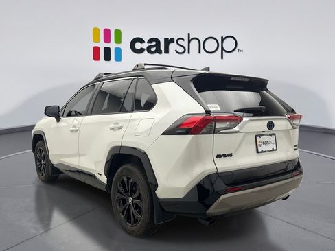 Used 2022 Toyota RAV4 XSE AWD/4WD image 3