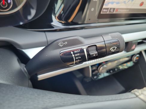Used 2024 Kia K5 GT-Line w/ GT-Line Premium Package FWD image 28