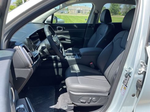 New 2026 Kia Sorento S AWD/4WD image 8