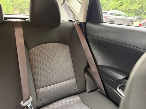 Used 2025 Kia Soul LX w/ LX Technology Package FWD image 35