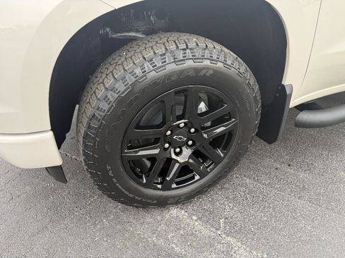 New 2026 Chevrolet Silverado 1500 RST w/ RST All Star Premium Package AWD/4WD image 9