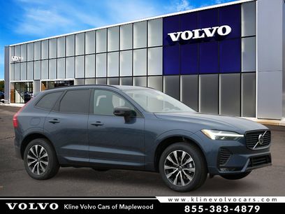 New 2025 Volvo XC60 B5 Core w/ Climate Package