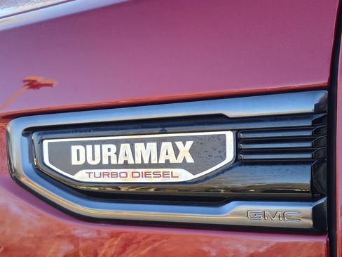 Used 2024 GMC Sierra 1500 AT4 w/ Technology Package image 11