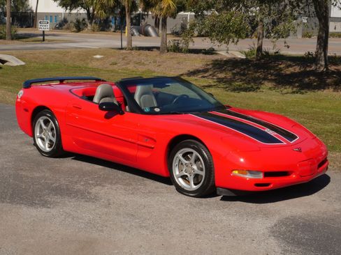 Used 2000 Chevrolet Corvette Convertible image 34