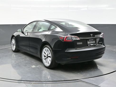 Used 2022 Tesla Model 3 Long Range image 5
