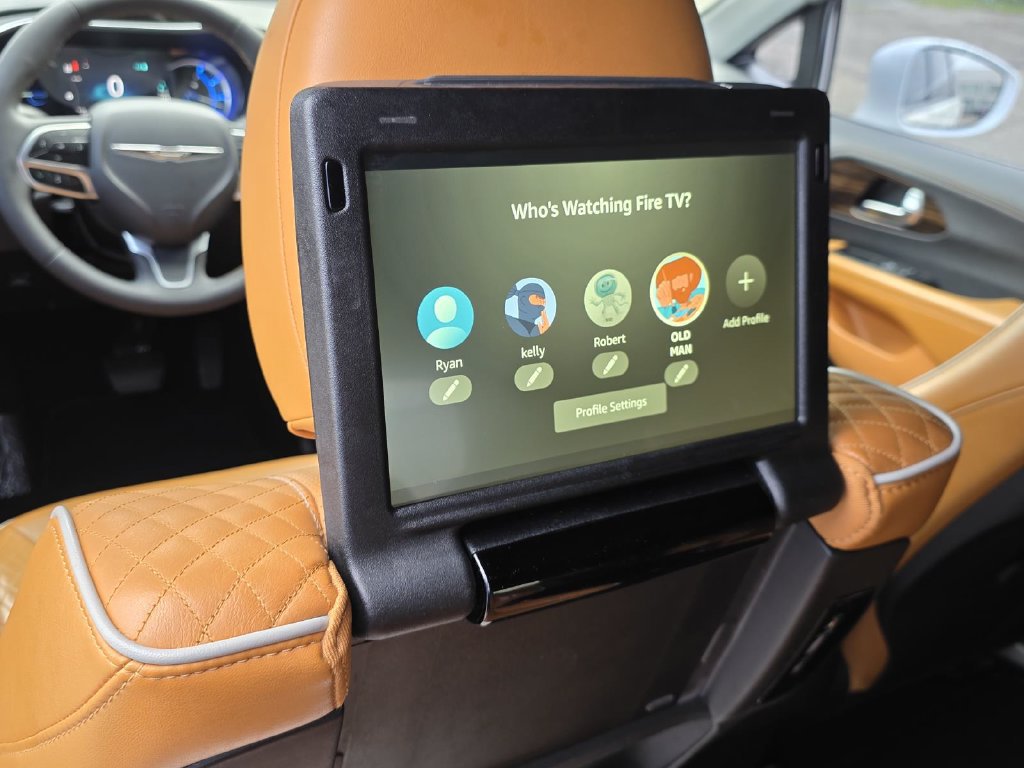 Used 2022 Chrysler Pacifica Pinnacle FWD image 11