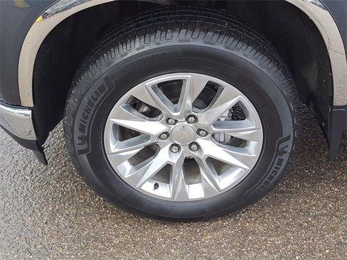 Used 2021 Chevrolet Silverado 1500 LTZ w/ LTZ Premium Package image 9
