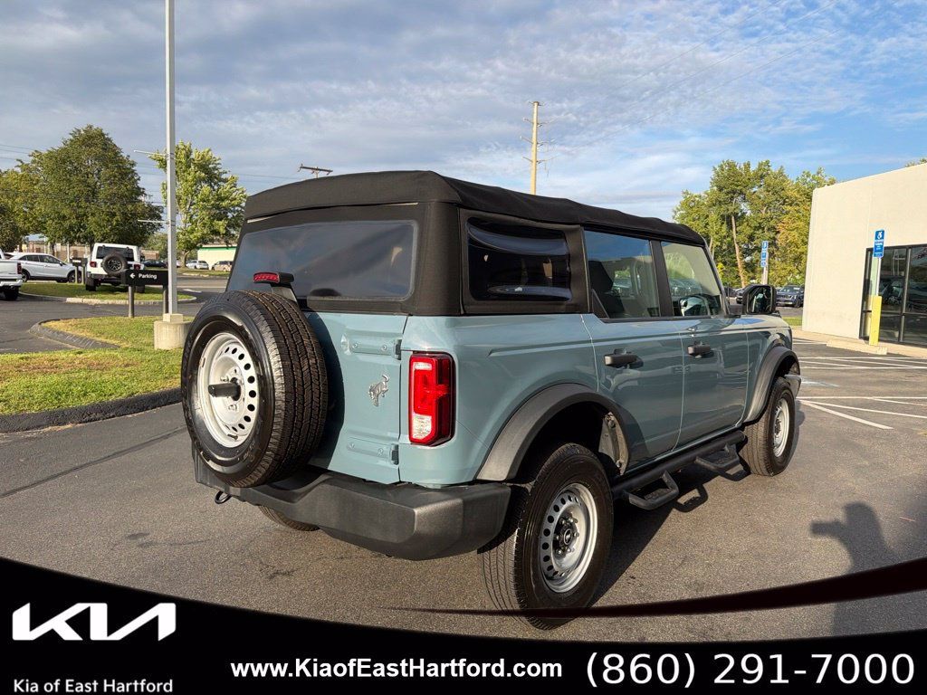Used 2022 Ford Bronco 4-Door AWD/4WD image 8