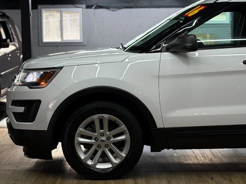 Used 2016 Ford Explorer FWD image 5