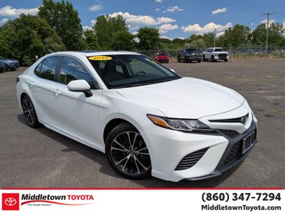 Used 2018 Toyota Camry SE w/ Moonroof Package
