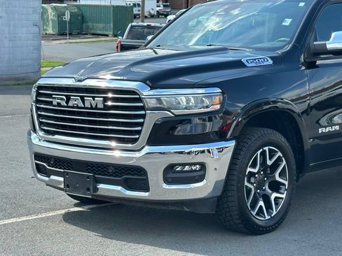 Used 2025 RAM 1500 Laramie AWD/4WD image 37