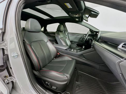 Used 2024 Kia K5 GT w/ GT1 Package image 30