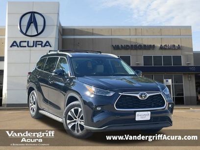 Used 2022 Toyota Highlander XLE