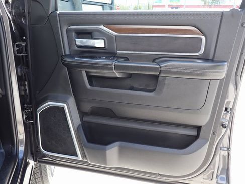 Used 2024 RAM 3500 Laramie image 29