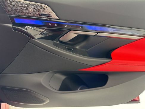 Used 2025 BMW M5 w/ Carbon Package image 56