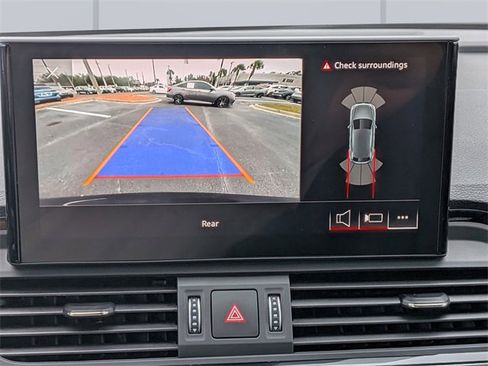 Used 2023 Audi Q5 2.0T Premium w/ Convenience Package image 22