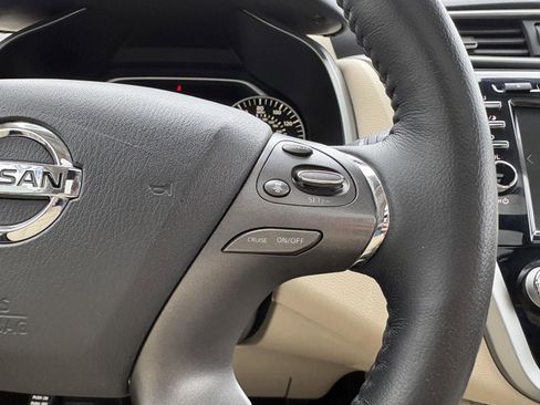 Used 2021 Nissan Murano SL AWD/4WD image 11