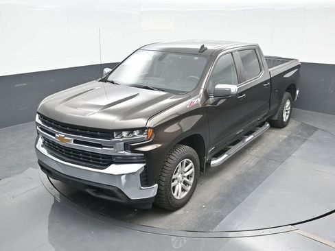 Used 2019 Chevrolet Silverado 1500 LT w/ All-Star Edition image 16