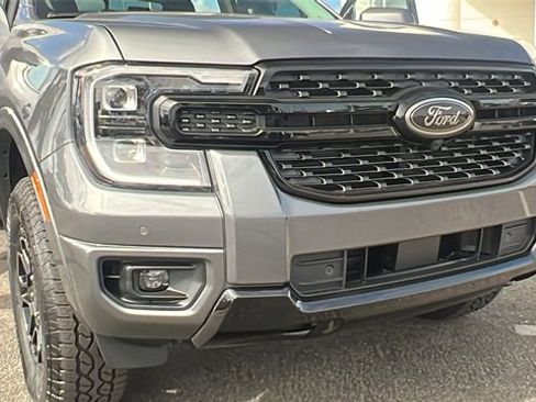 New 2025 Ford Ranger Lariat w/ FX4 Off-Road Package image 11